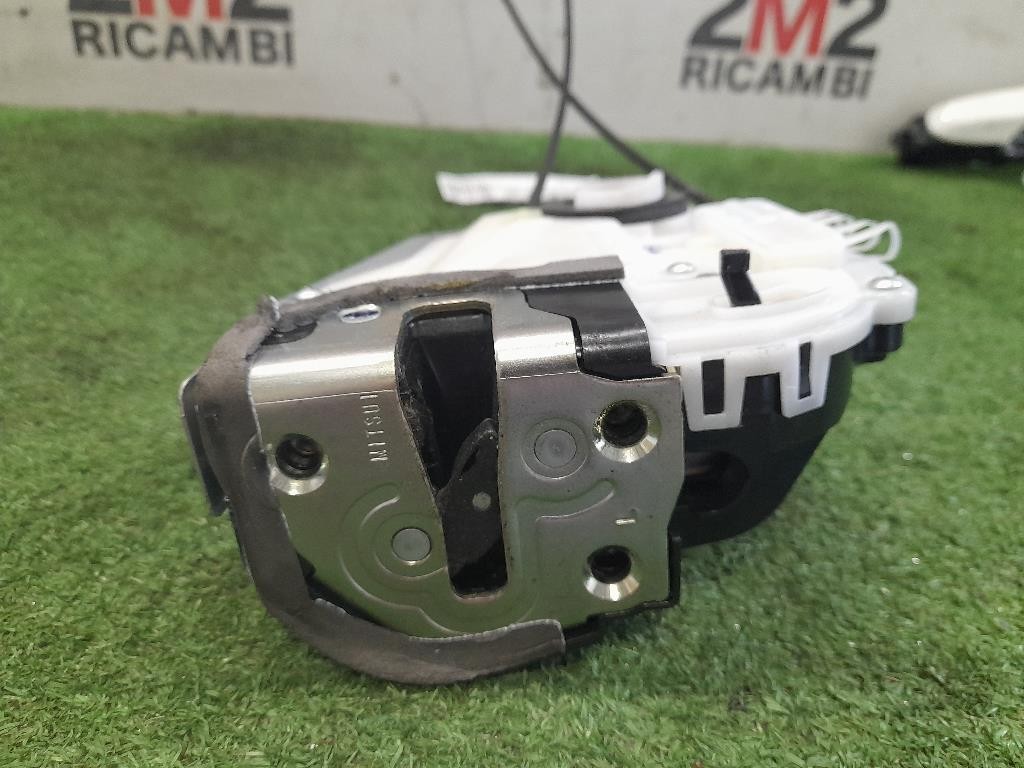 Serratura Porta POST SX 690600D110 Toyota Yaris IV 2012