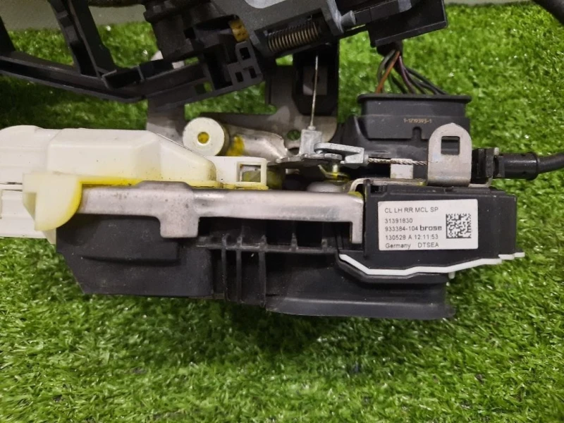 Serratura Porta POST SX 31391830 Volvo V40 II 2012