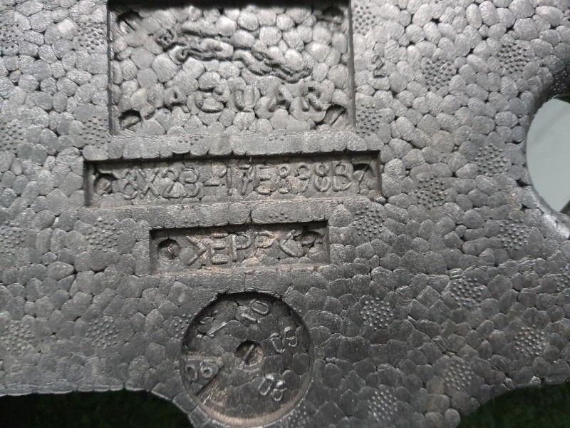 Assorbitore Paraurti ANT 8X2317E898B Jaguar XF I 2008