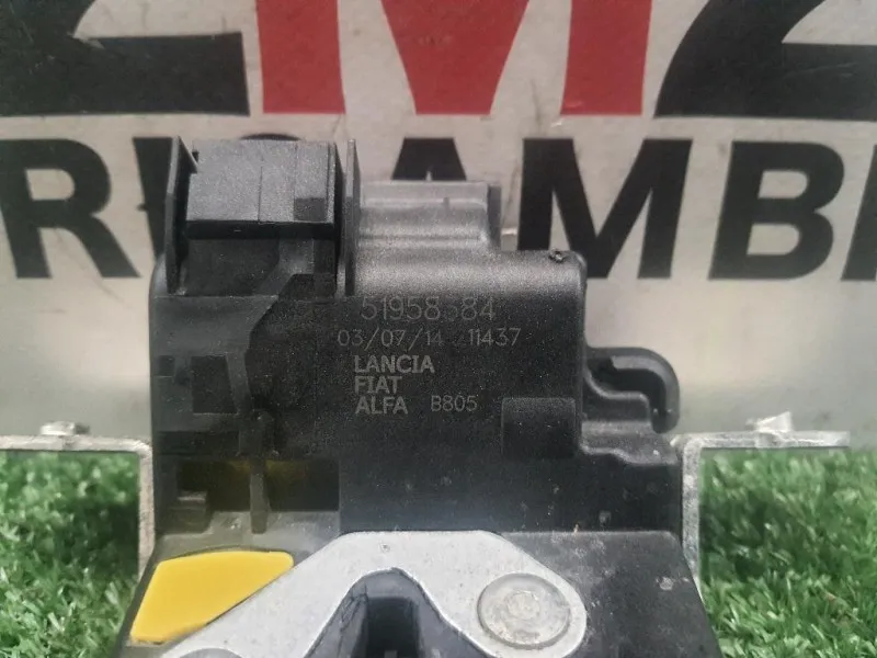 Serratura Portello POST 51958384 Fiat 500L 2013