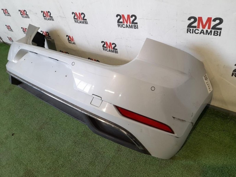 Paraurti POST NUDO 5G6807421BK Volkswagen GOLF VII 2017