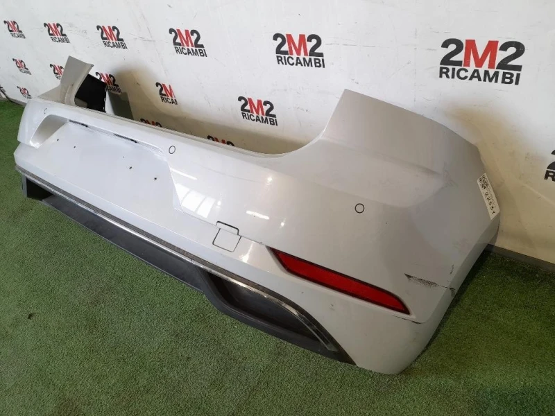 Paraurti POST NUDO 5G6807421BK Volkswagen GOLF VII 2017