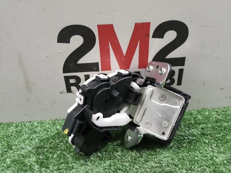 Serratura Portello POST BJT662310 Mazda 3 III 2014