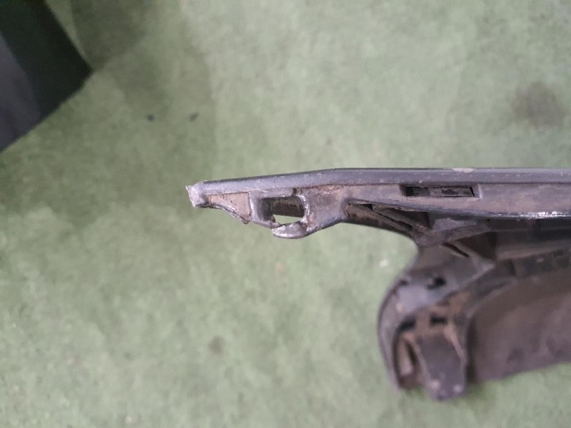 Paraurti POST 3C5807417 Volkswagen Passat V 2005