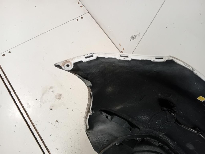 Paraurti POST 6R6 807 568 Volkswagen POLO VI 2009