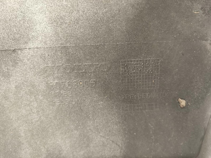 Paraurti POST 39852491 Volvo V50 2004