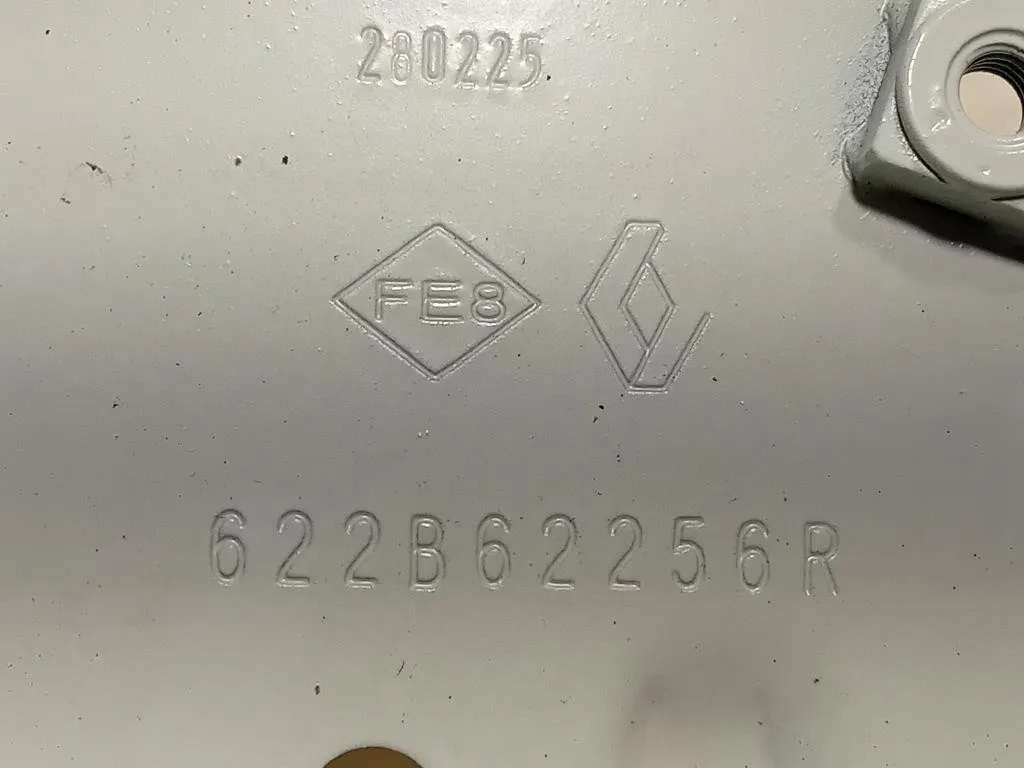 Sostegno Parafango ANT DX 622B78562R622B62256R DX+SX Dacia Duster III 2024