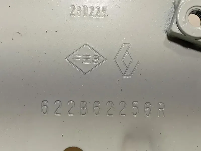 Sostegno Parafango ANT DX 622B78562R622B62256R DX+SX Dacia Duster III 2024