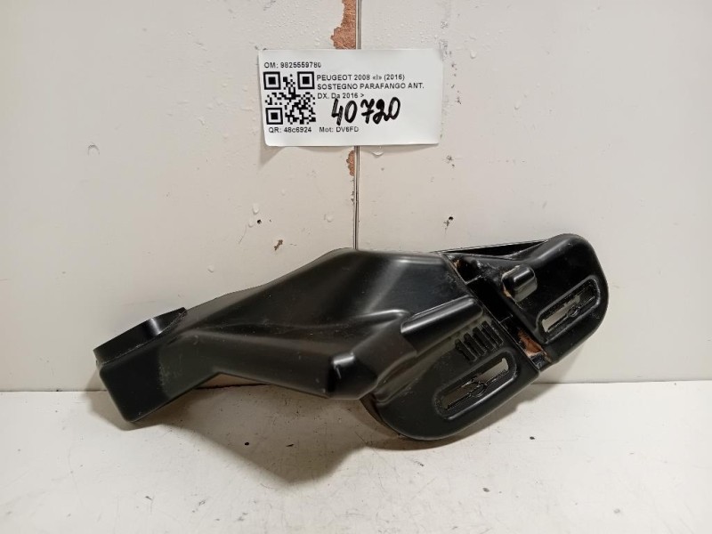 Sostegno Parafango ANT DX 9825559780 Peugeot 2008 I 2016
