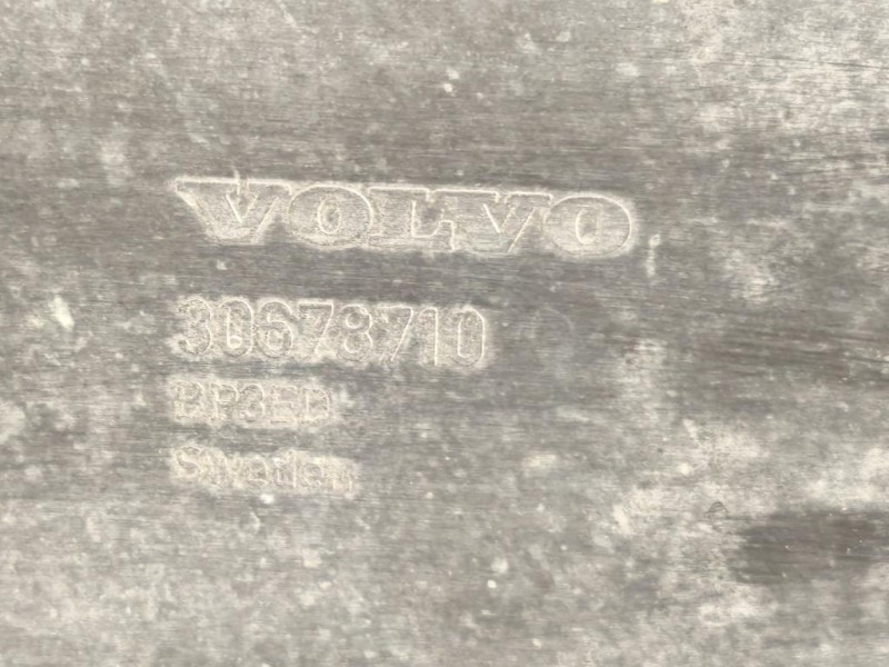 Paraurti POST 30678710 Volvo XC70 III 2013