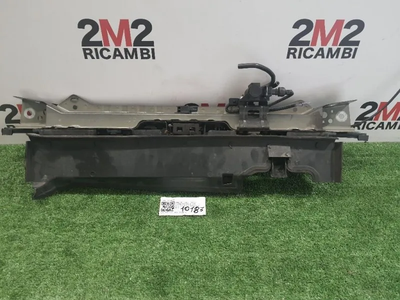 Sostegno Paraurti Centrale ANT 13264477 Opel Astra J 2010