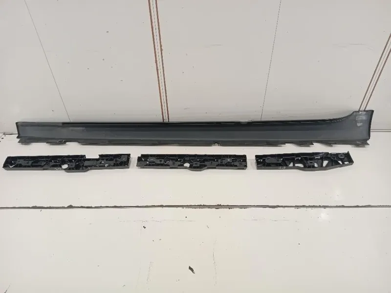 Sottoporta Parte Centrale DX 5177738733851777387348 Bmw Serie 5 G30 Berlina 2016