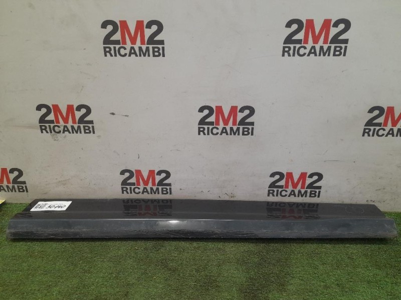 Sottoporta DX 81A853960B COPERTURA DECORATIVA PORTA Audi Q2 GAB 2016