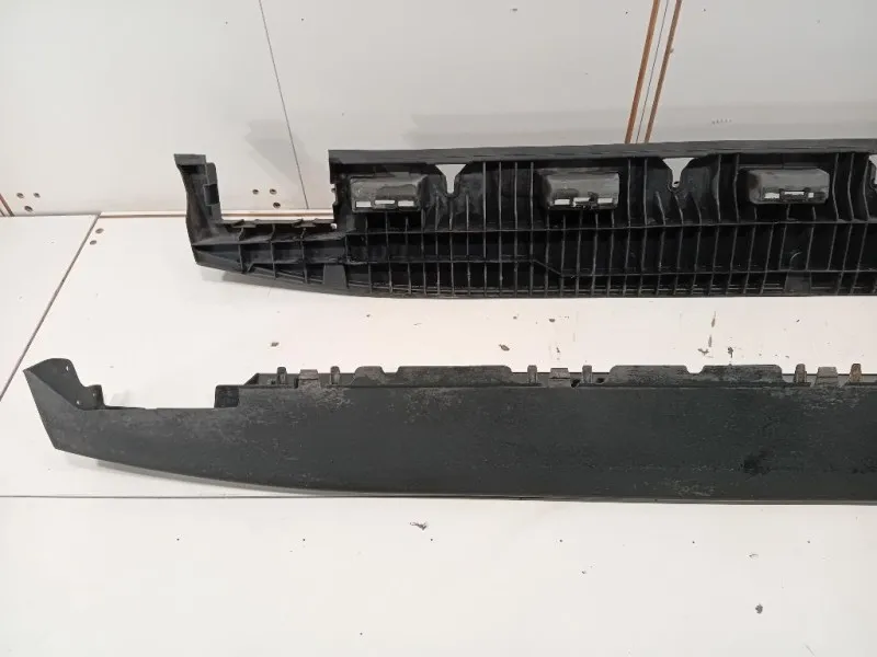 Sottoporta DX A 166 690 02 10 Mercedes Classe GLE W166 2015