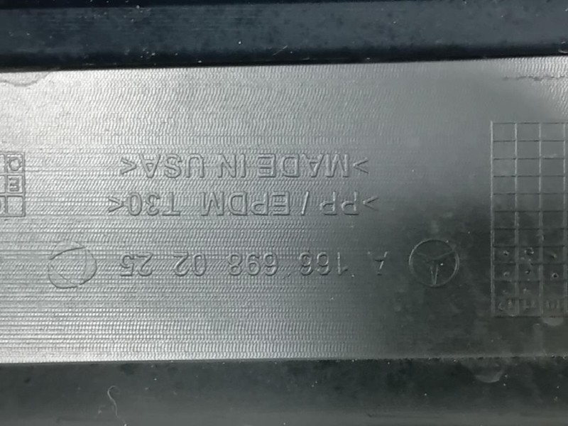 Sottoporta DX A166 690 02 10 Mercedes Classe ML W166 2012