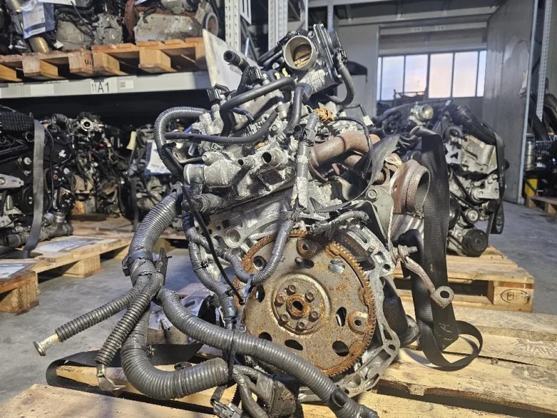 Motore Completo HR16DE 8 INIETTORI Nissan JUKE I 2010