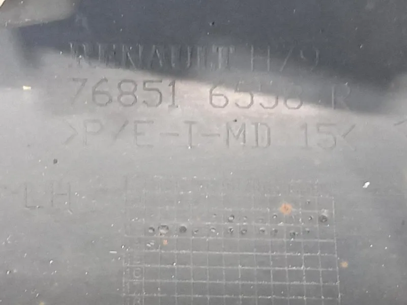 Sottoporta SX 7688516558 Dacia Duster I 2014