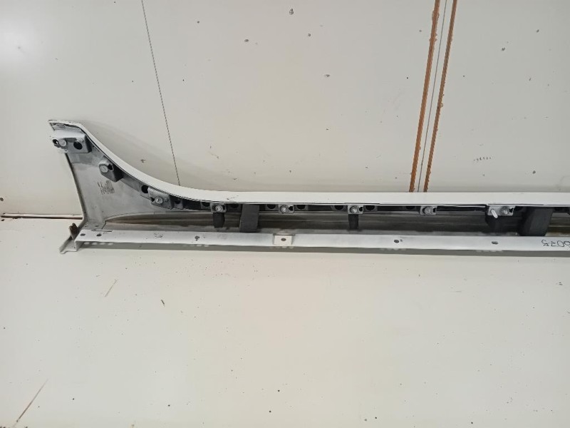 Sottoporta SX GX7M-101D57-A Jaguar XE 2015