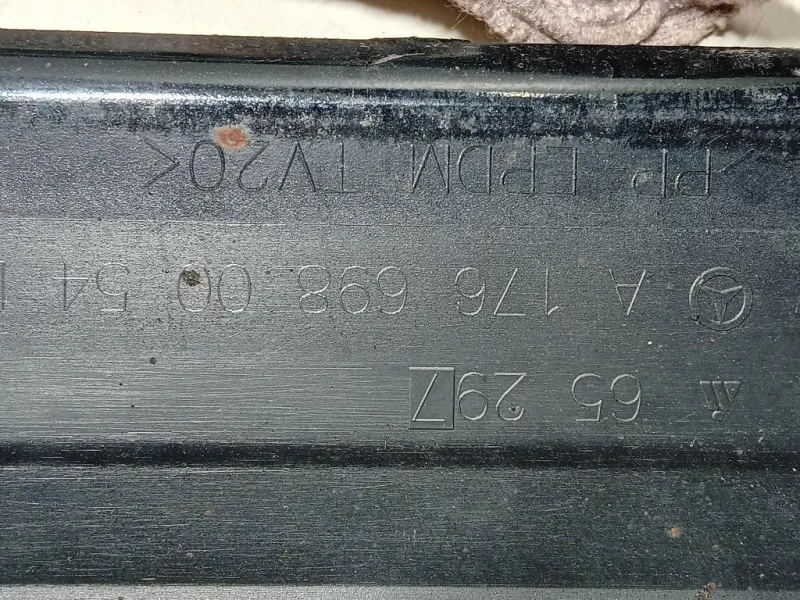 Sottoporta SX A1766980054 Mercedes Classe A W176 2013