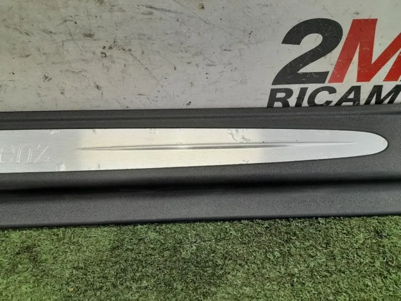 Sottoporta SX A2096800135 Mercedes Classe CLK C209 2003