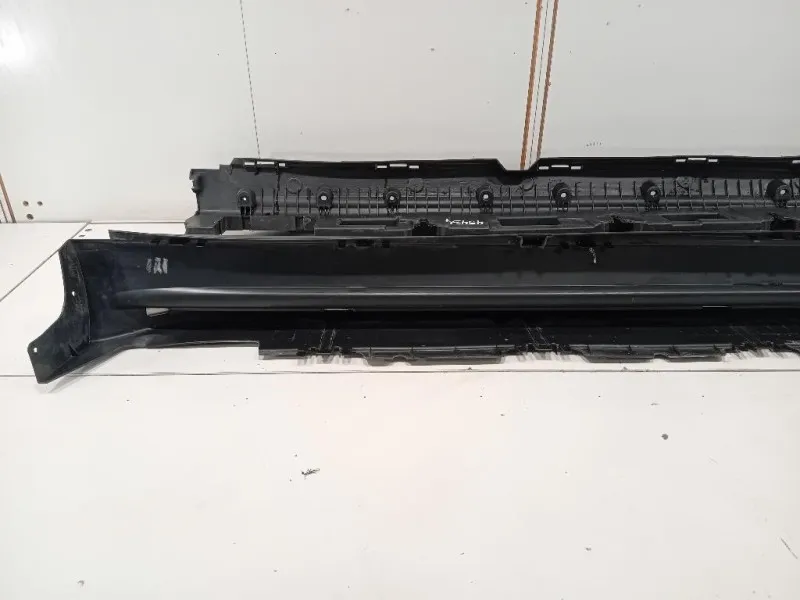 Sottoporta SX A 166 690 01 10 Mercedes Classe GLE W166 2015