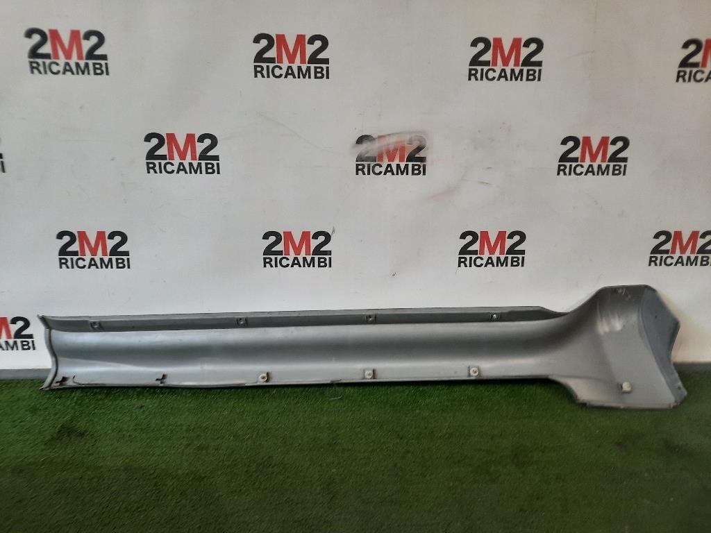 Sottoporta SX 5253C939 Mitsubishi Pajero III 2000