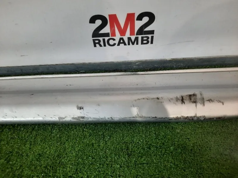 Sottoporta SX 5253C939 Mitsubishi Pajero III 2000