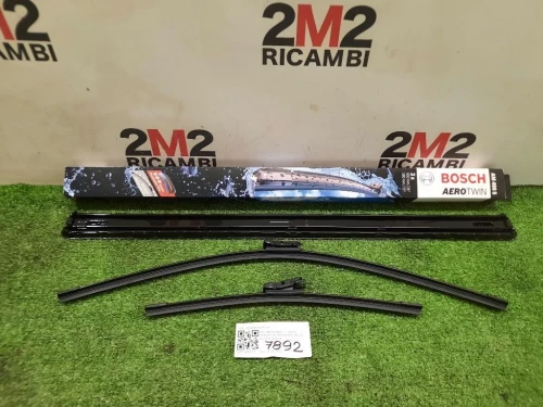 Spazzola Tergicristallo AM466S BOSCH COPPIA NUOVO Peugeot 2008 I 2013