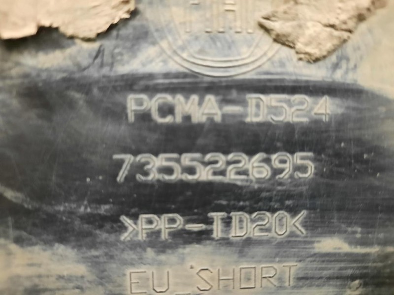 Spoiler Centrale Paraurti ANT 735522695 Fiat 500L 2013