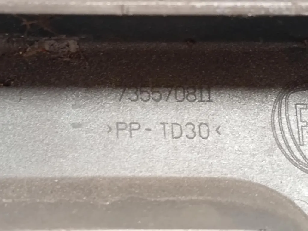 Spoiler Centrale Paraurti INF ANT 735570811 Fiat 500L 2013