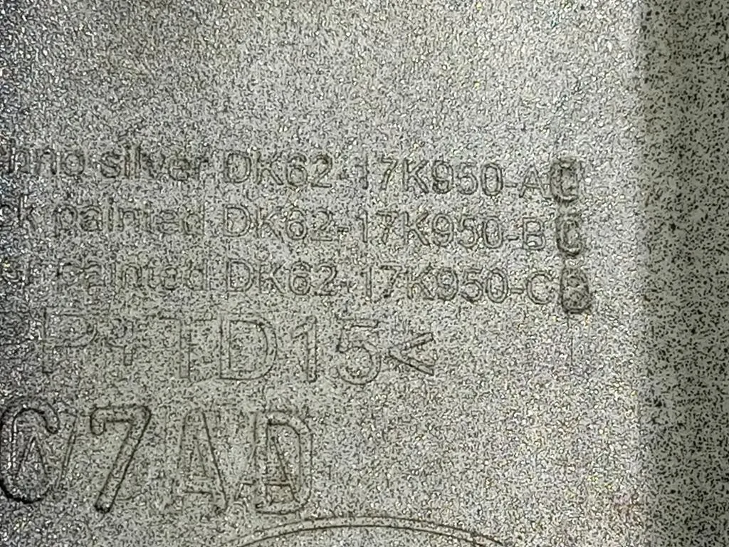 Spoiler Centrale Paraurti INF ANT BJ32-17F011-A Land Rover Range Rover Evoque I 2015