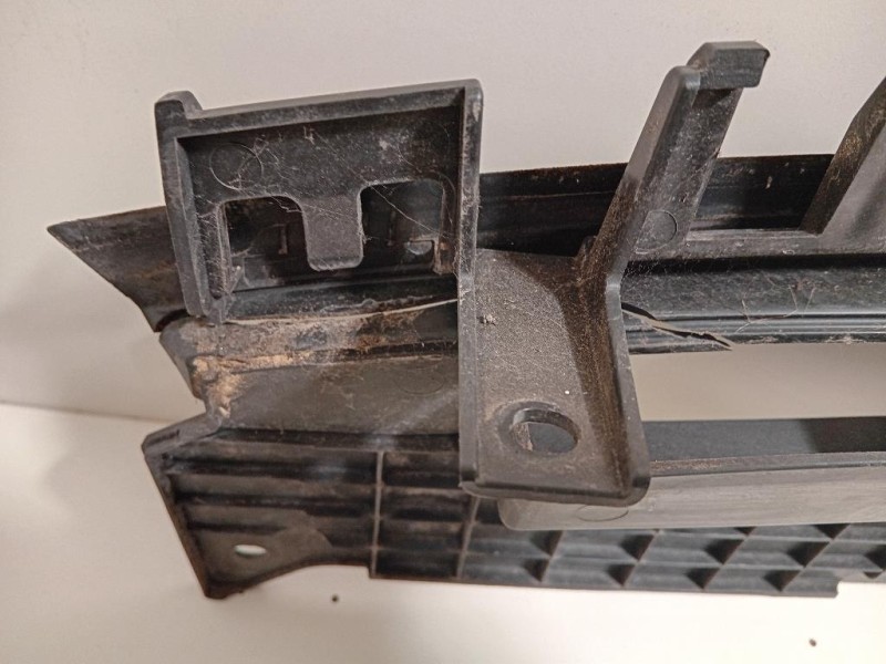 Spoiler Centrale Paraurti SUP ANT 863539-H8400 Kia Stonic 2017