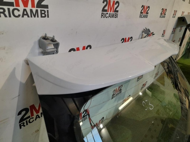 Spoiler Frangivento POST 8X4827933BGRU Audi A1 8XF Sportback 2015