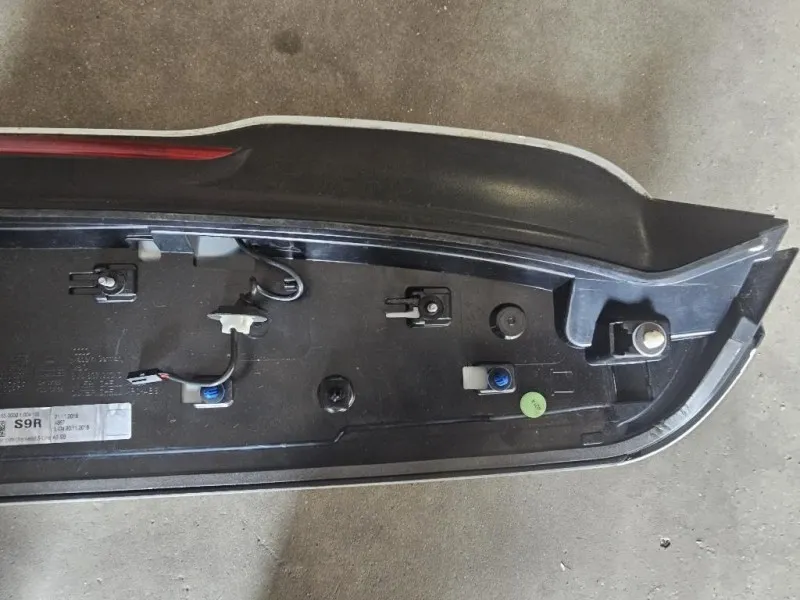 Spoiler Frangivento POST 3V4827933 Audi A3 8VF Sportback 2016