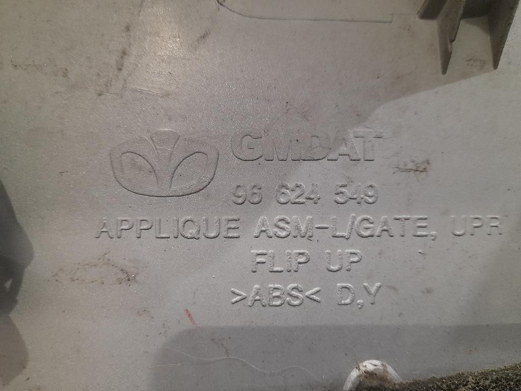 Spoiler Frangivento POST 96624549 Chevrolet Captiva I 2007