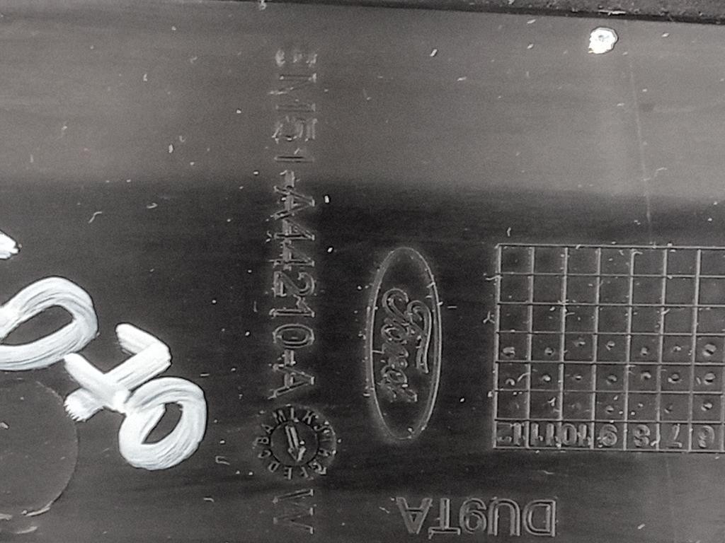 Spoiler Frangivento POST 8M51-A44210-A Ford Focus IV 2011