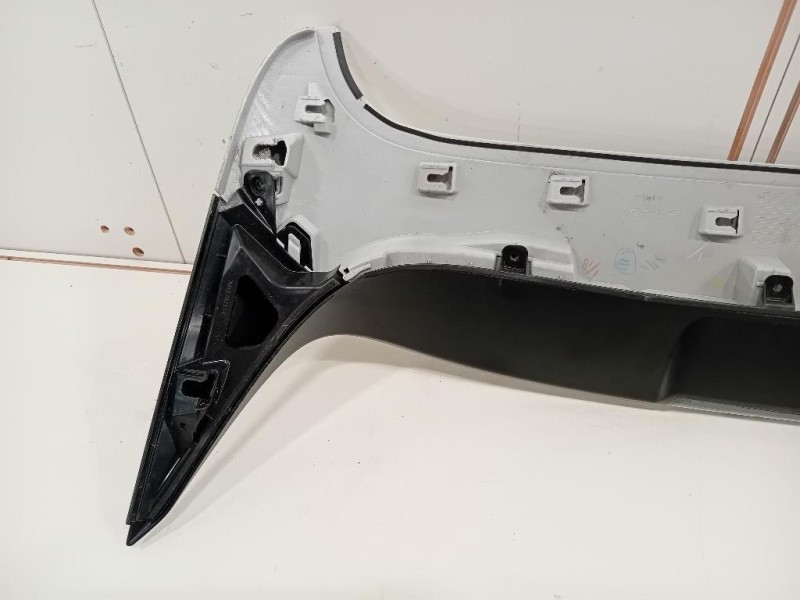 Spoiler Frangivento POST 74900-3M0 Honda HR-V III 2021