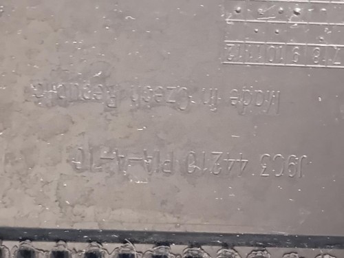 Spoiler Frangivento POST J9C3 44210 PIA-A-09 Jaguar E-pace 2017