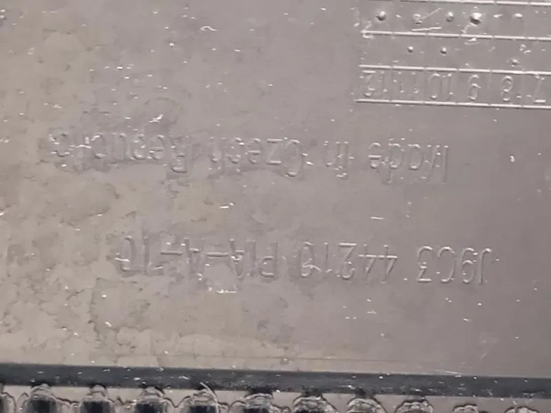 Spoiler Frangivento POST J9C3 44210 PIA-A-09 Jaguar E-pace 2017