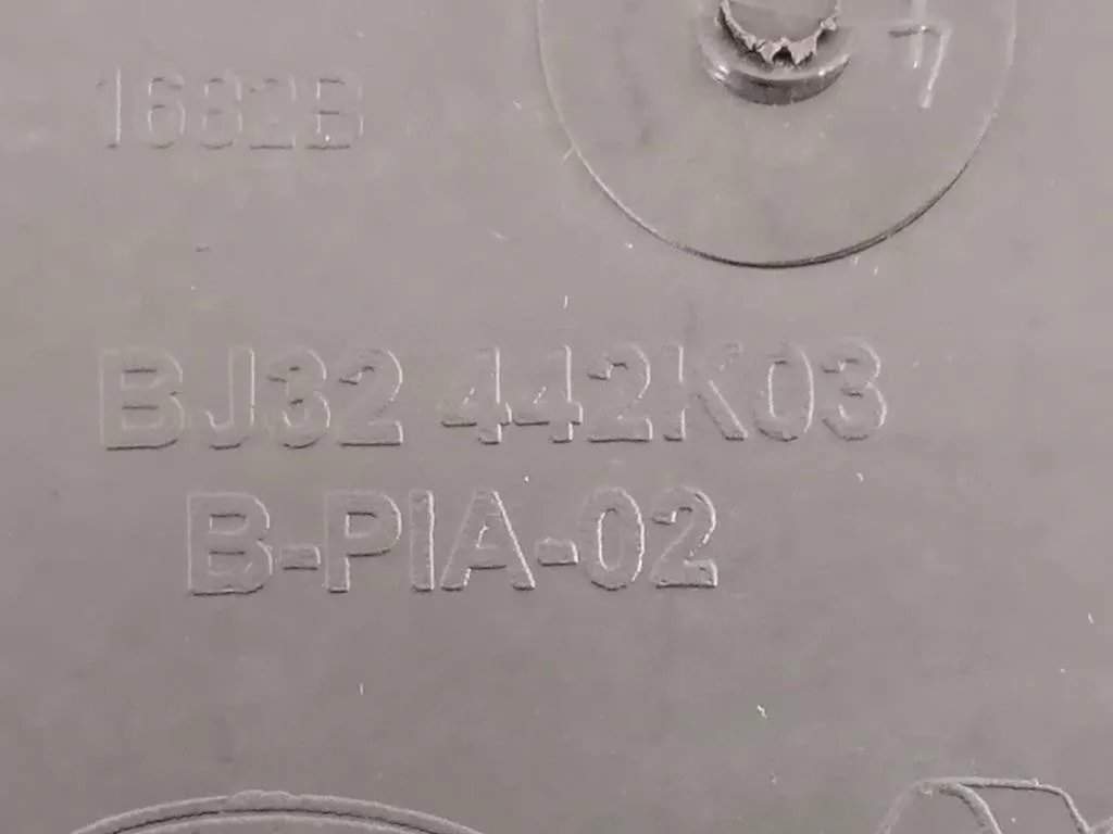 Spoiler Frangivento POST BJ32 442K03 Land Rover Range Rover Evoque I 2011