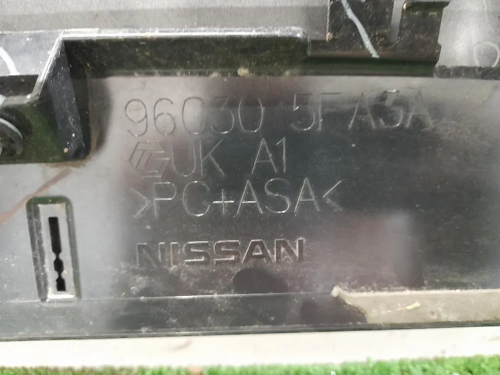 Spoiler Frangivento POST 960305FA0A Nissan Micra V 2016