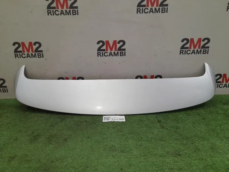 Spoiler Frangivento POST 960305FA0A Nissan Micra V 2016