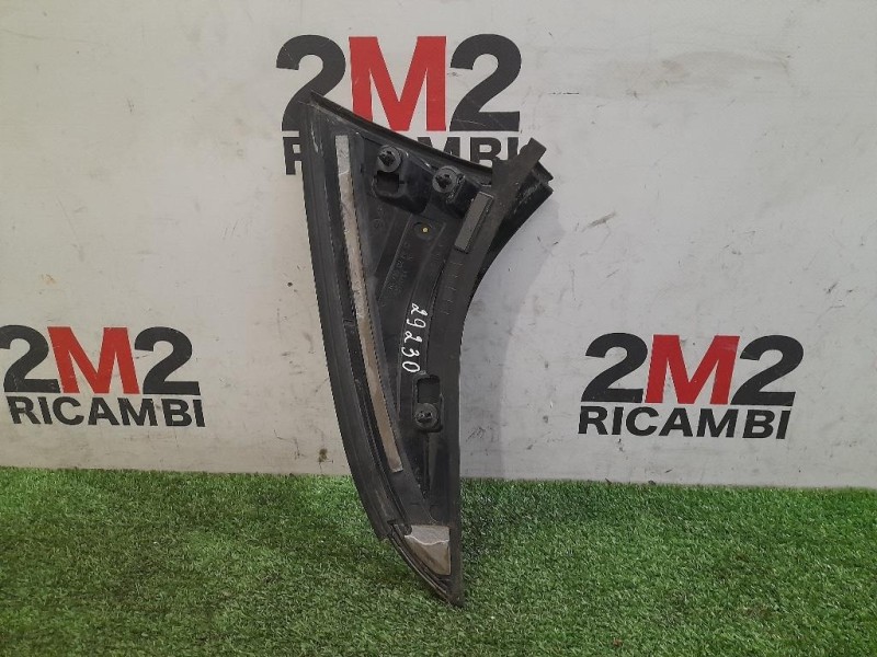 Spoiler Frangivento POST DX A1767900288 Mercedes Classe A W176 2013