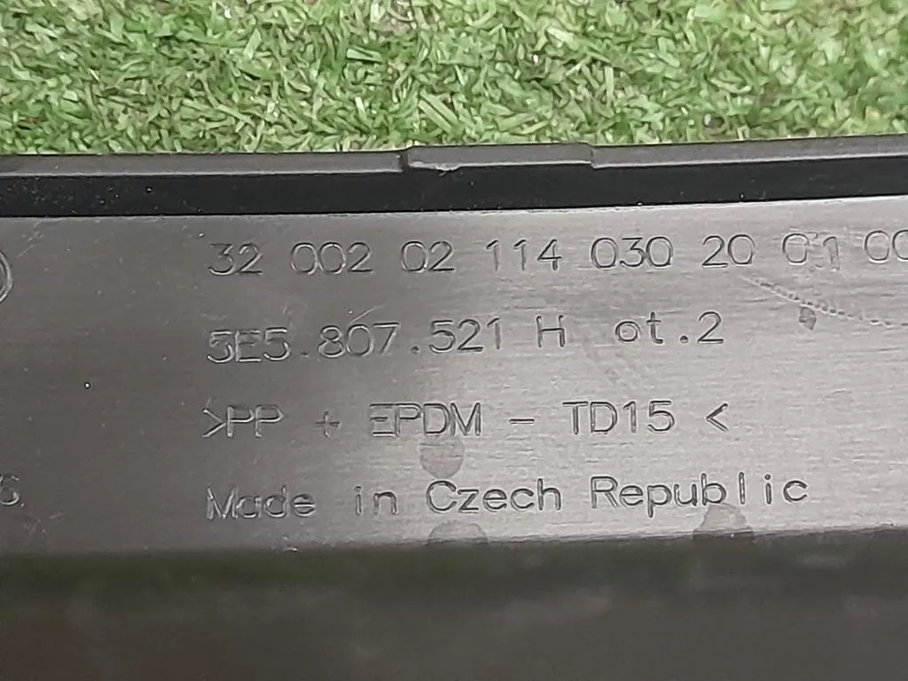 Spoiler Paraurti INF POST 5E5807521 Skoda Octavia 5E3 2013