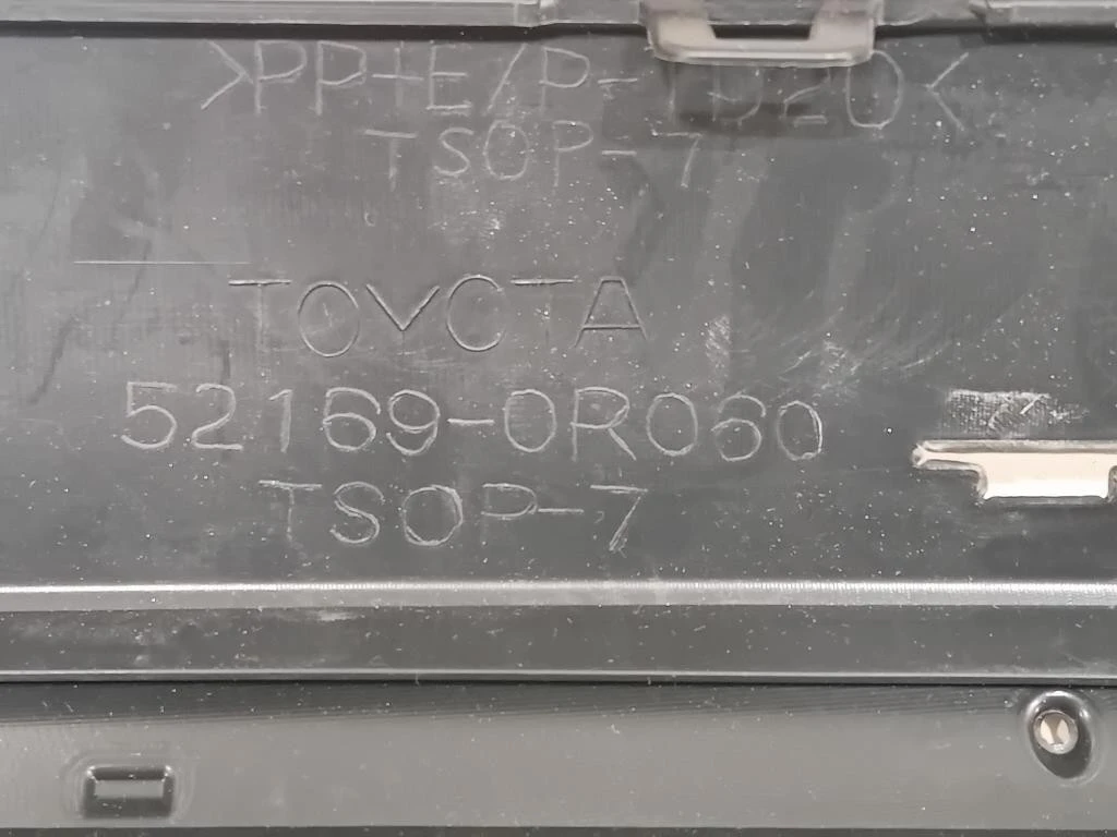 Spoiler Paraurti INF POST 52169-0R060 Toyota Corolla VI 2018