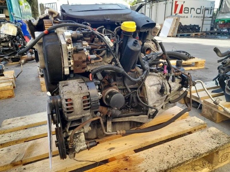 Motore Completo F9Q762 SOLO ACCESSORI 82CV 60KW Opel Vivaro A 2001