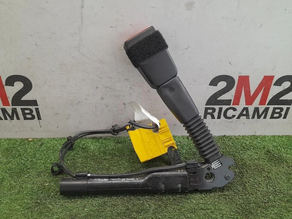 Attacco Cintura ANT DX 72117213564 Bmw Serie 1 E87 Berlina 2005