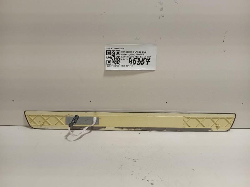 Pedana Battitacco ANT SX A1666808600 Mercedes Classe GLE W166 2015
