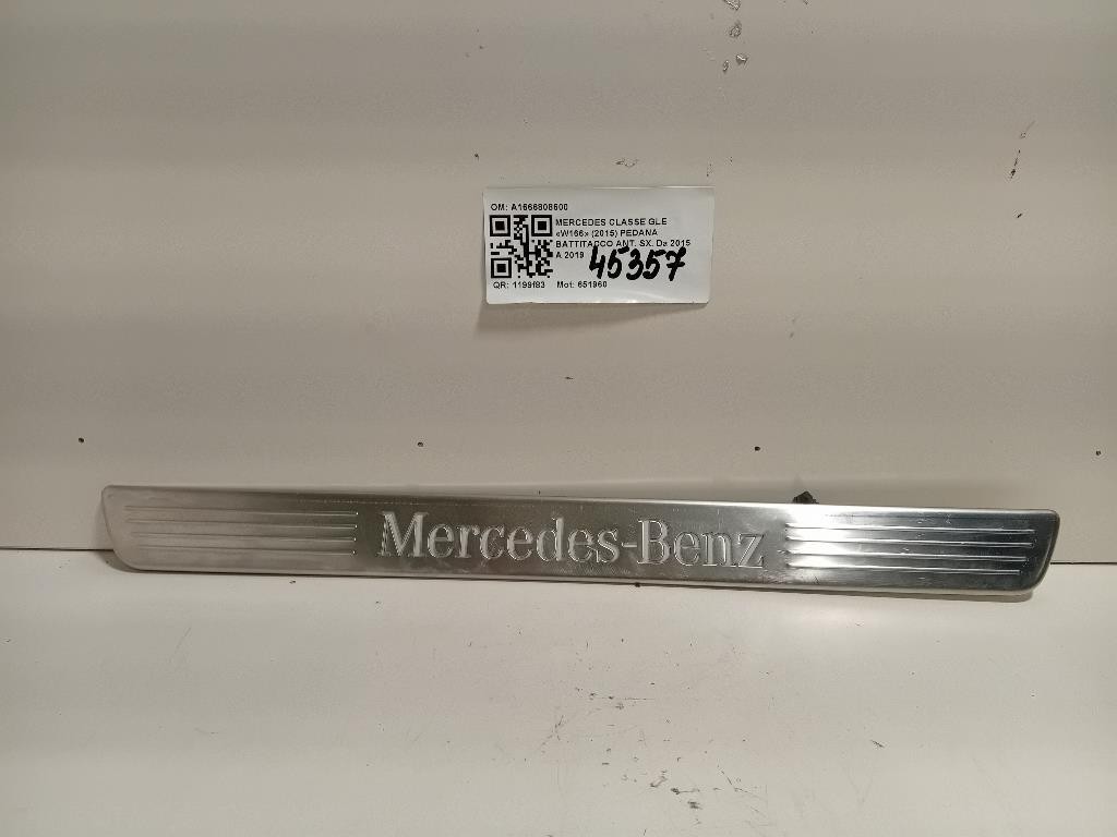 Pedana Battitacco ANT SX A1666808600 Mercedes Classe GLE W166 2015