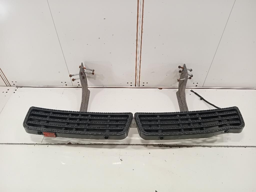 Pedana Battitacco Paraurti POST PEDANA BATTITACCO PARAURTI POST Ford Transit Custom I 2013